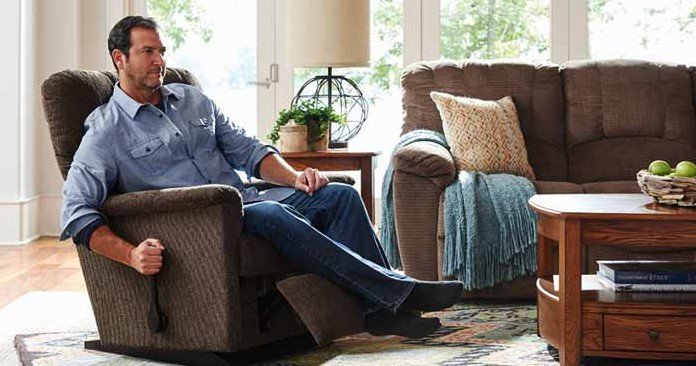 What To Consider Before Buying A Recliner For A Tall Man?