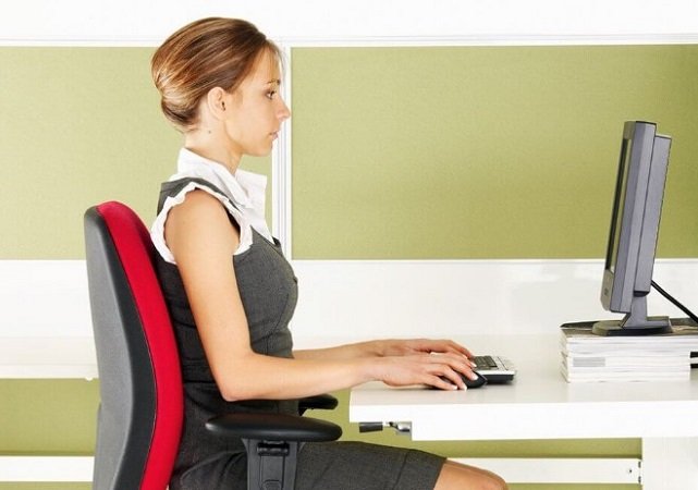 How Should You Sit in an Office Chair?