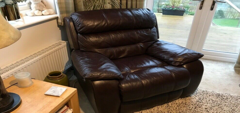 How to Fix a Leaning Recliner? A Beginners Guide